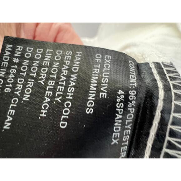 Calessa top size 1X white/multi pleats embroidery bell sleeve boho fairy angel - Picture 9 of 10